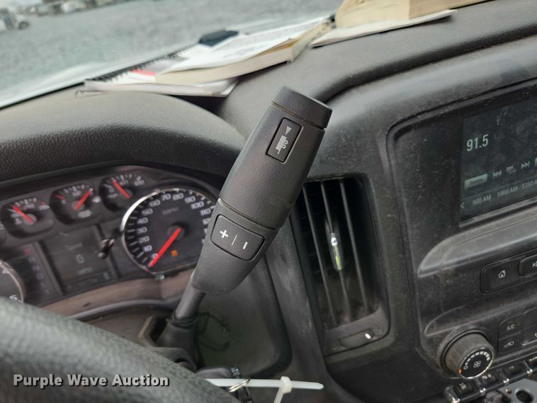 image for item YA2659 2022 Chevrolet Silverado 6500HD utility / service truck