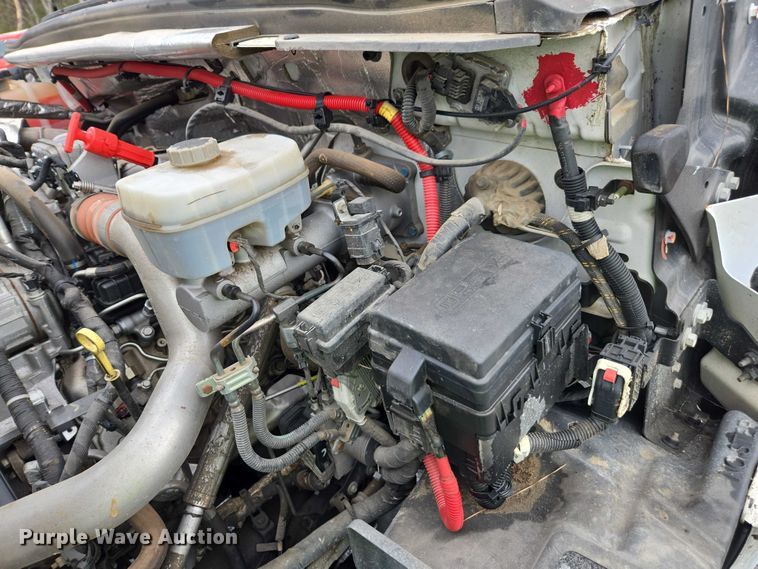 image for item YA2659 2022 Chevrolet Silverado 6500HD utility / service truck