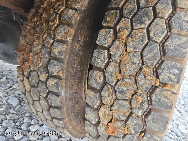 image for item YA2659 2022 Chevrolet Silverado 6500HD utility / service truck