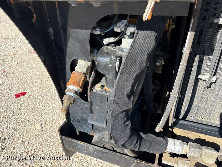 image for item YA2689 Vermeer D8x12 Navigator directional boring unit