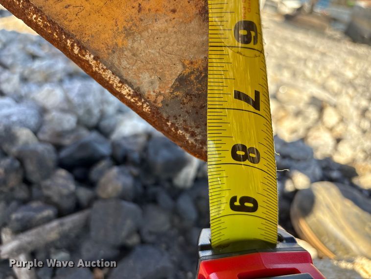 image for item YA2696 2008 Vermeer LM42 trencher