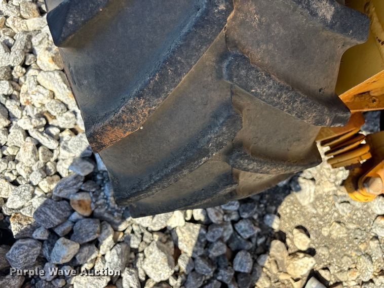 image for item YA2696 2008 Vermeer LM42 trencher