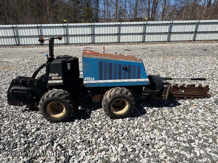 image for item YA2697 2001 Ditch Witch 410SX trencher