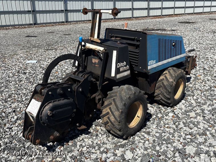 image for item YA2697 2001 Ditch Witch 410SX trencher