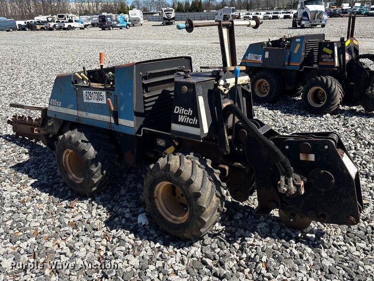 image for item YA2697 2001 Ditch Witch 410SX trencher