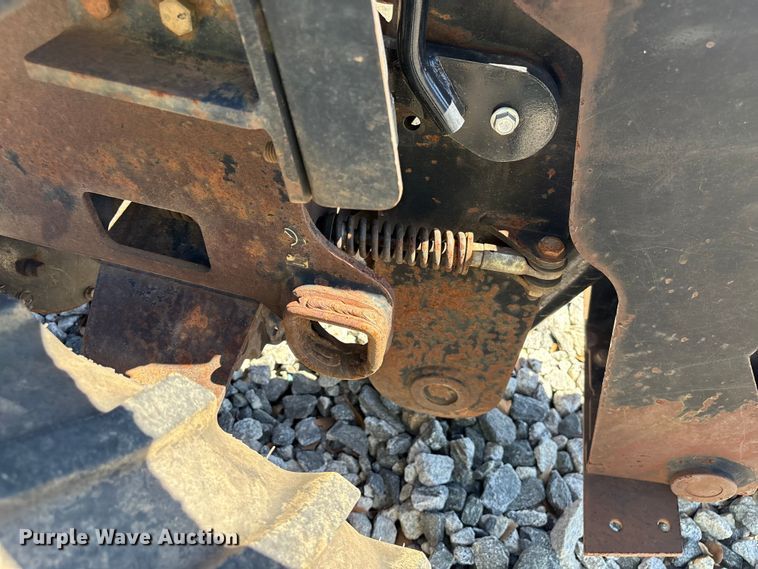 image for item YA2697 2001 Ditch Witch 410SX trencher