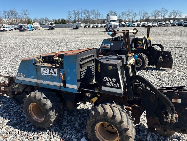 image for item YA2697 2001 Ditch Witch 410SX trencher