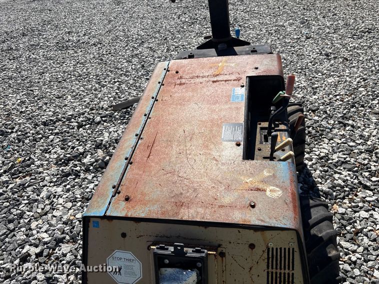 image for item YA2697 2001 Ditch Witch 410SX trencher