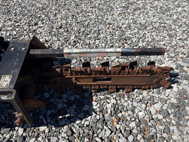 image for item YA2697 2001 Ditch Witch 410SX trencher