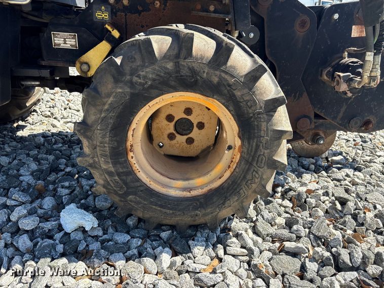 image for item YA2697 2001 Ditch Witch 410SX trencher