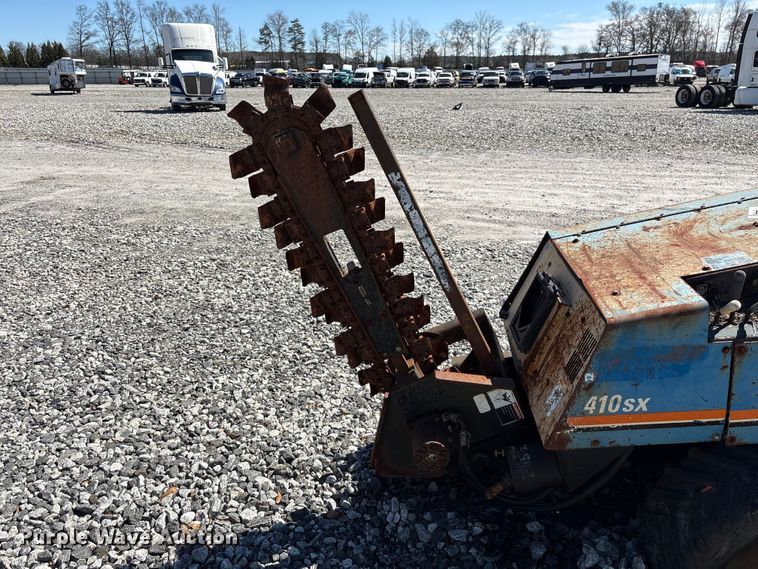 image for item YA2698 2003 Ditch Witch 410SX trencher