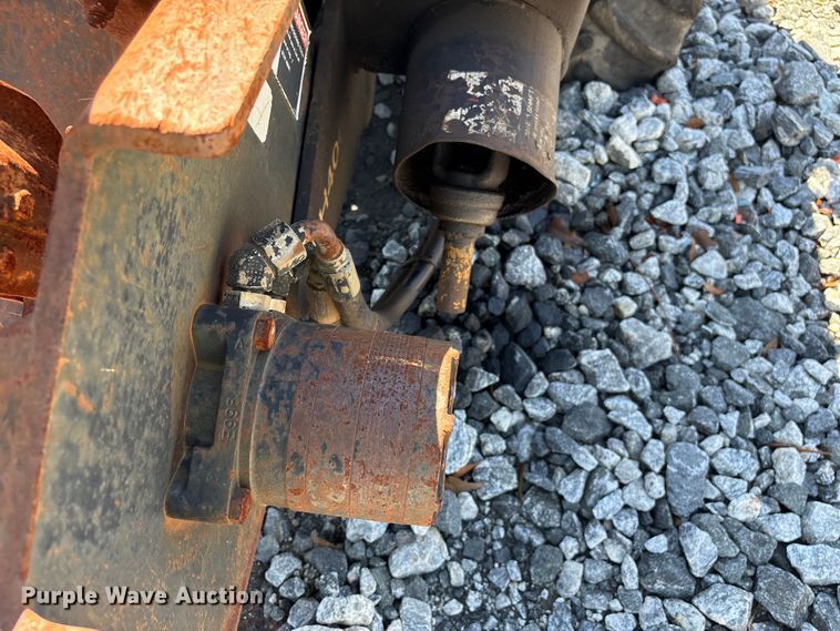 image for item YA2698 2003 Ditch Witch 410SX trencher