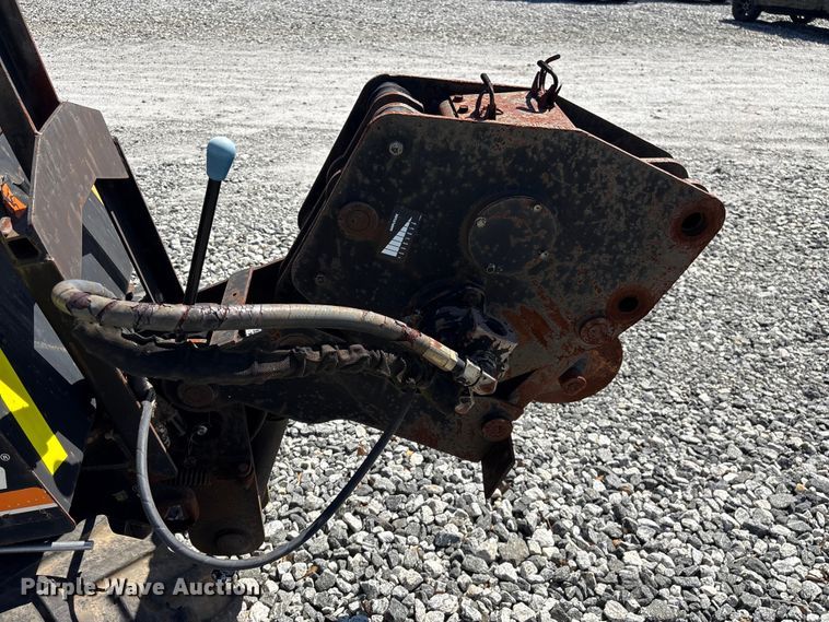 image for item YA2698 2003 Ditch Witch 410SX trencher