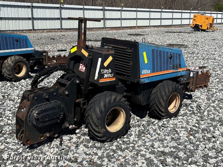 image for item YA2699 2003 Ditch Witch 410SX trencher