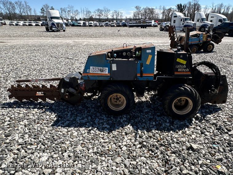 image for item YA2699 2003 Ditch Witch 410SX trencher