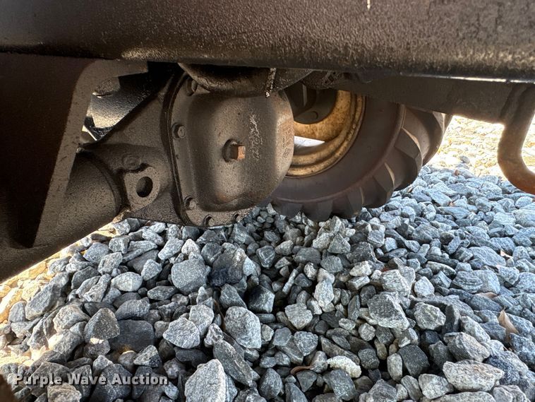 image for item YA2699 2003 Ditch Witch 410SX trencher