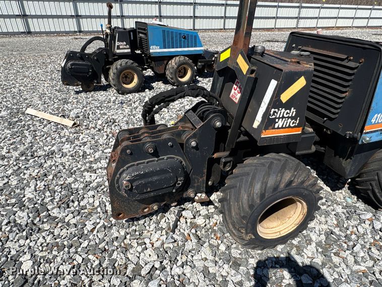 image for item YA2699 2003 Ditch Witch 410SX trencher