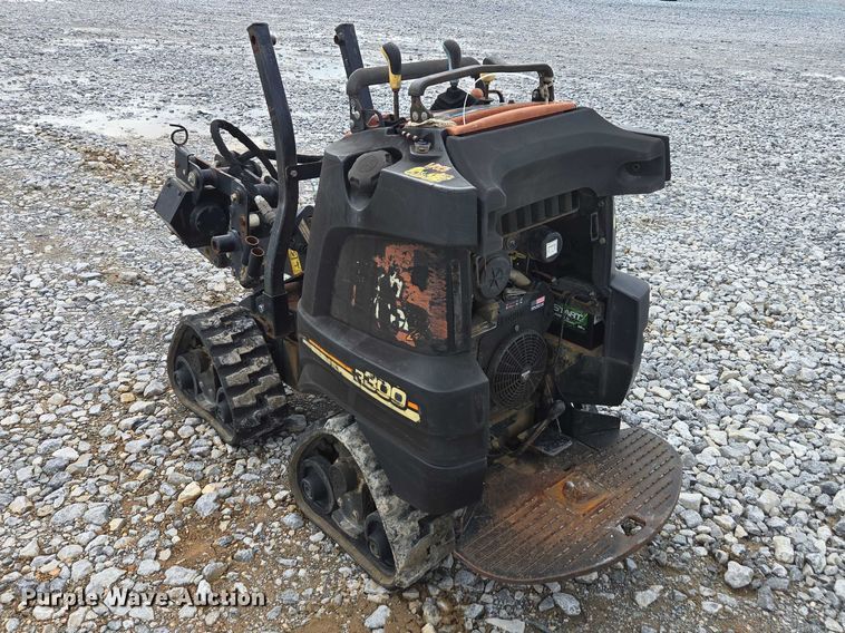 image for item YA2703 2015 Ditch Witch R300 cable plow