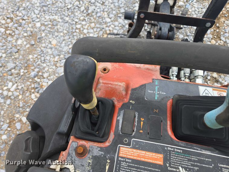 image for item YA2703 2015 Ditch Witch R300 cable plow