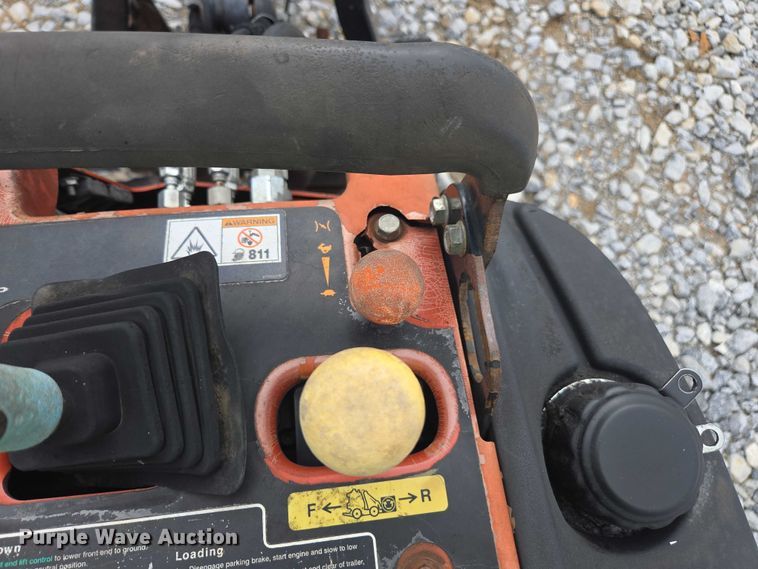 image for item YA2703 2015 Ditch Witch R300 cable plow