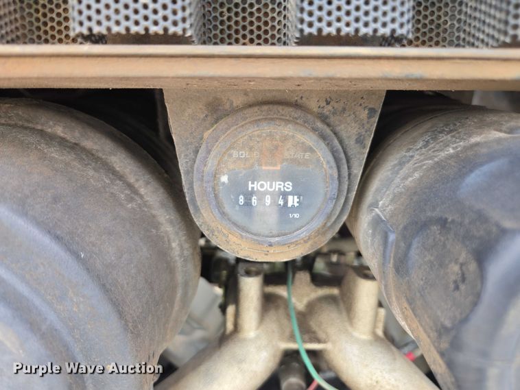 image for item YA2703 2015 Ditch Witch R300 cable plow