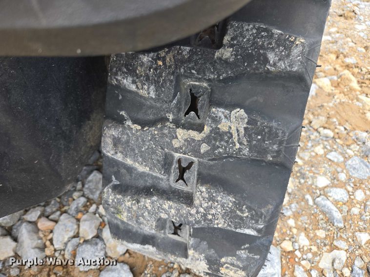 image for item YA2703 2015 Ditch Witch R300 cable plow