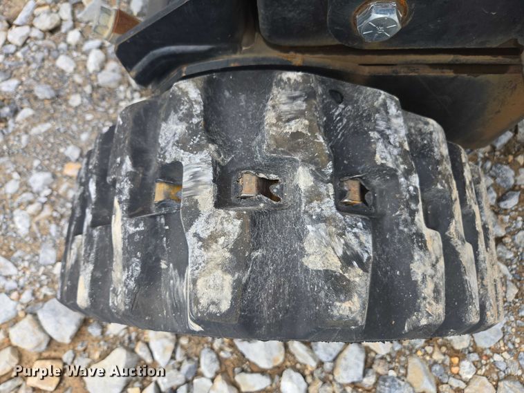 image for item YA2703 2015 Ditch Witch R300 cable plow