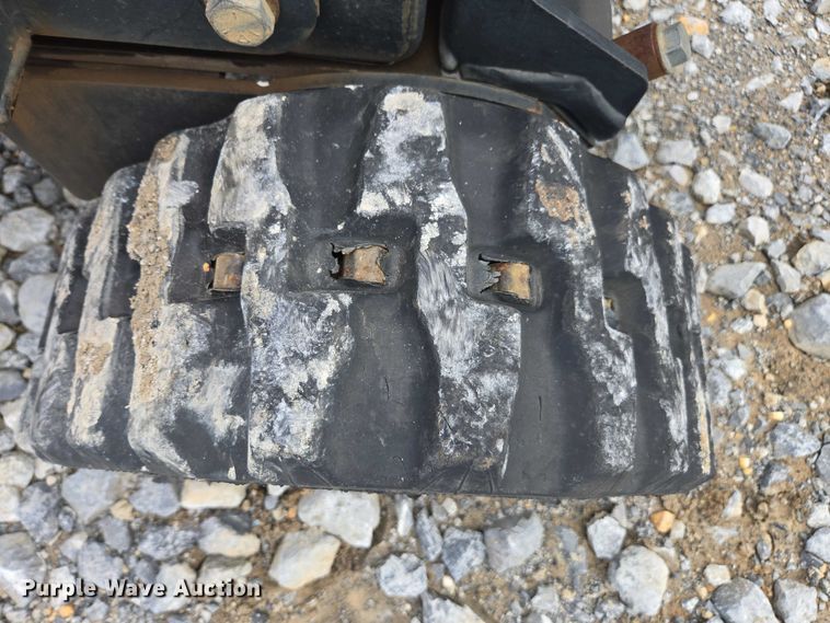 image for item YA2703 2015 Ditch Witch R300 cable plow