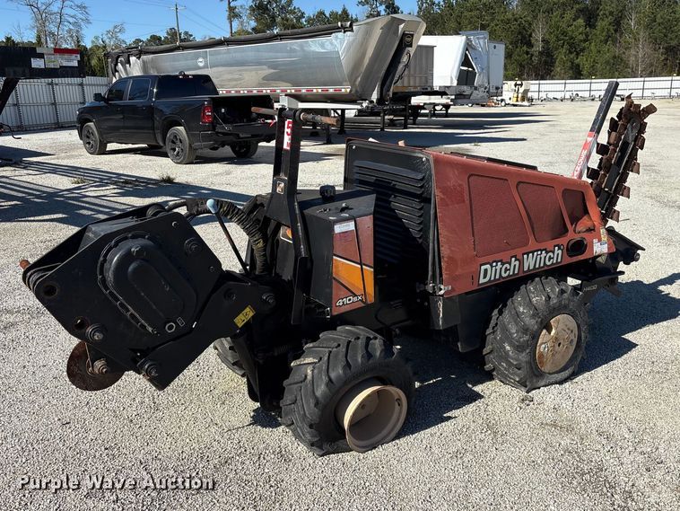 image for item YA2707 2017 Ditch Witch 410SX trencher
