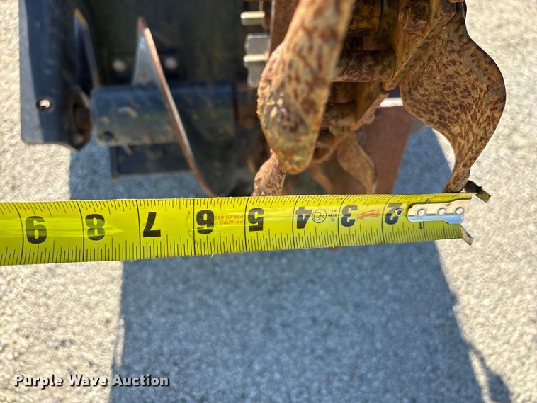 image for item YA2707 2017 Ditch Witch 410SX trencher