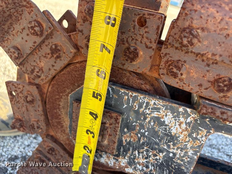 image for item YA2707 2017 Ditch Witch 410SX trencher