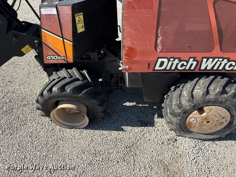 image for item YA2707 2017 Ditch Witch 410SX trencher