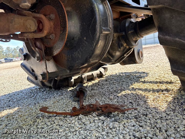 image for item YA2707 2017 Ditch Witch 410SX trencher