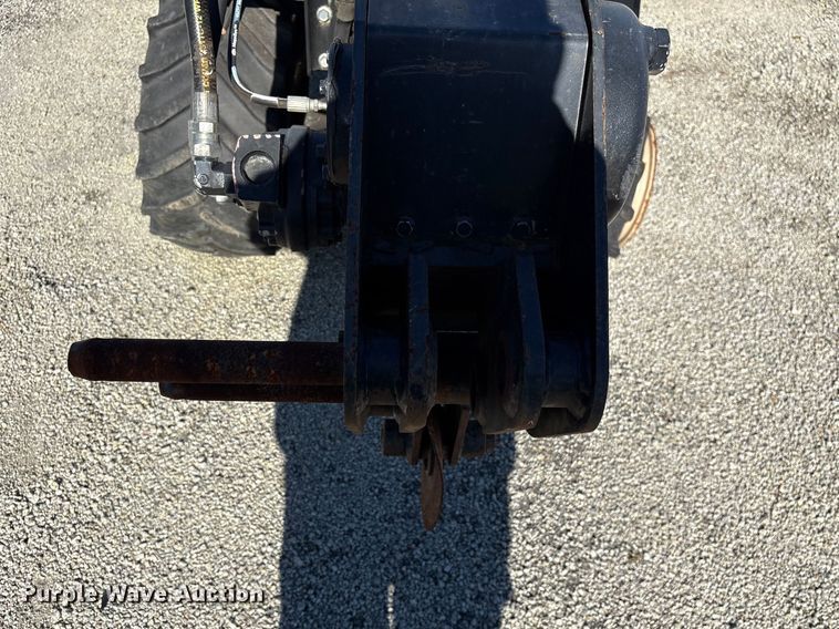 image for item YA2707 2017 Ditch Witch 410SX trencher