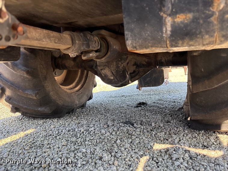 image for item YA2707 2017 Ditch Witch 410SX trencher