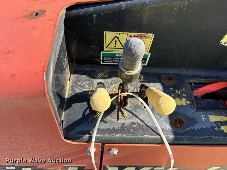 image for item YA2707 2017 Ditch Witch 410SX trencher