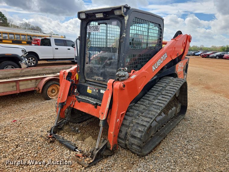 image for item YA2745 2018 Kubota SVL95-2S tracked skid steer loader