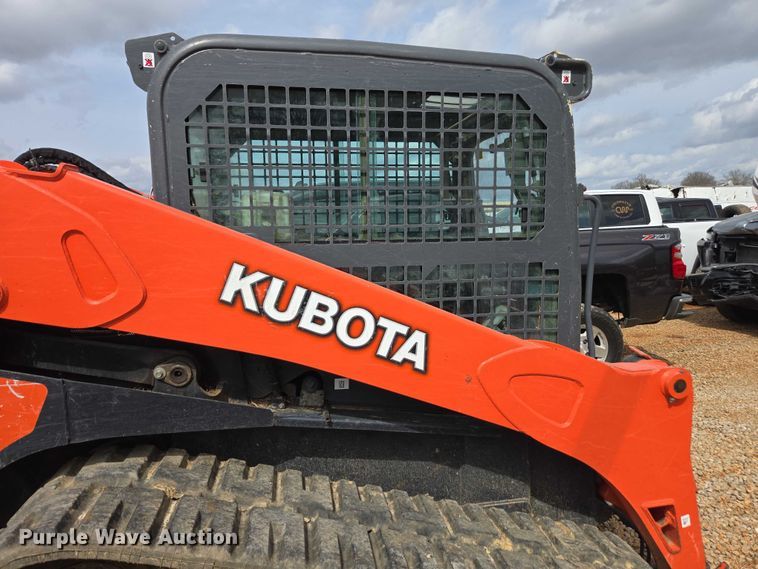 image for item YA2745 2018 Kubota SVL95-2S tracked skid steer loader