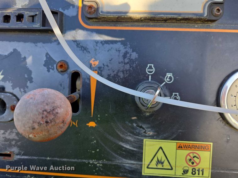 image for item YA2761 2015 Ditch Witch JT5 directional boring unit