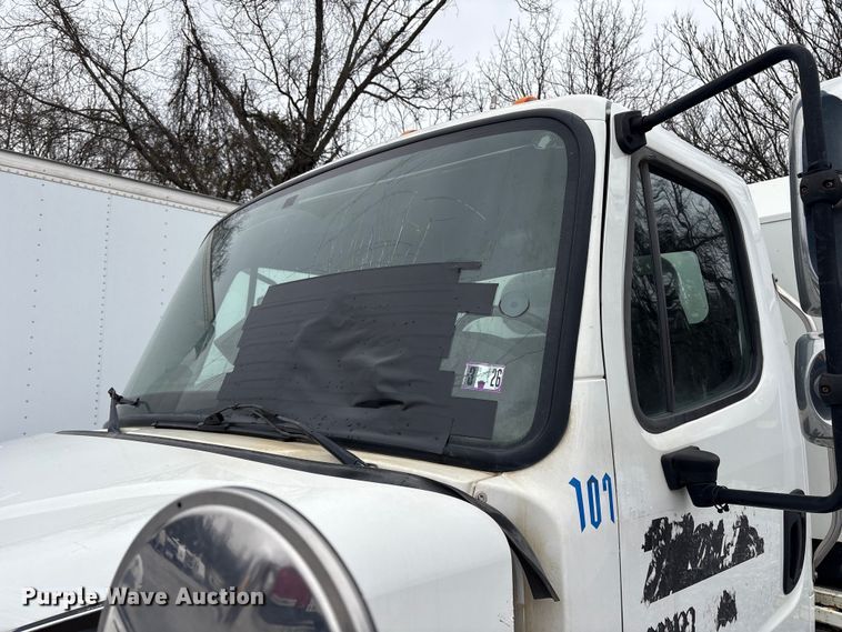 image for item YA2764 2020 Freightliner Business Class M2 street sweeper truck