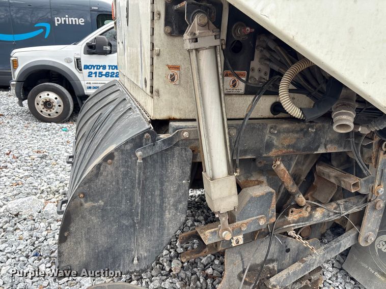 image for item YA2764 2020 Freightliner Business Class M2 street sweeper truck