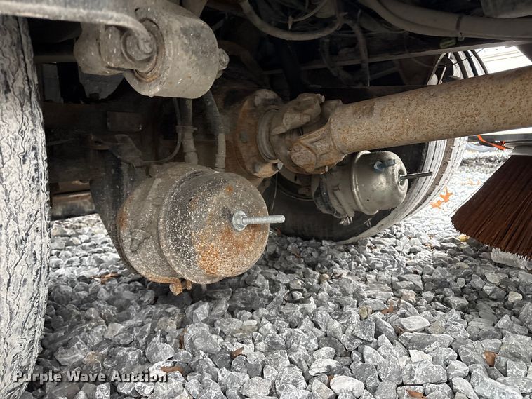 image for item YA2764 2020 Freightliner Business Class M2 street sweeper truck