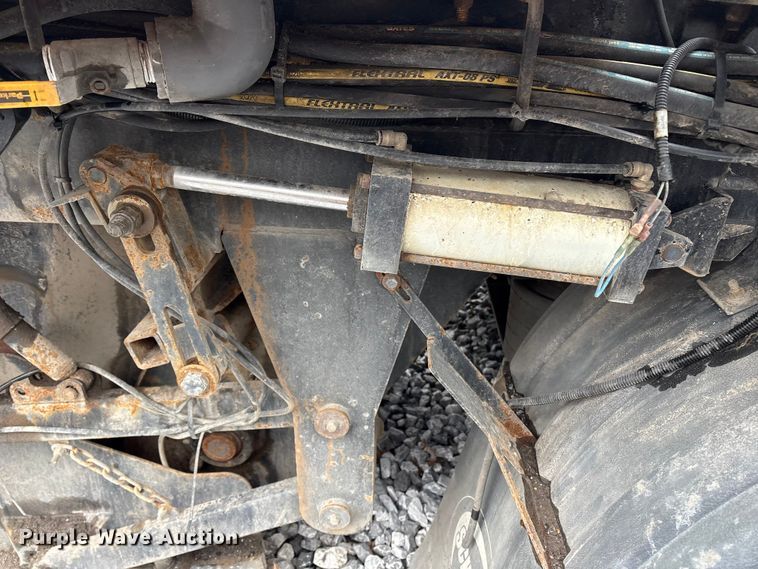 image for item YA2764 2020 Freightliner Business Class M2 street sweeper truck