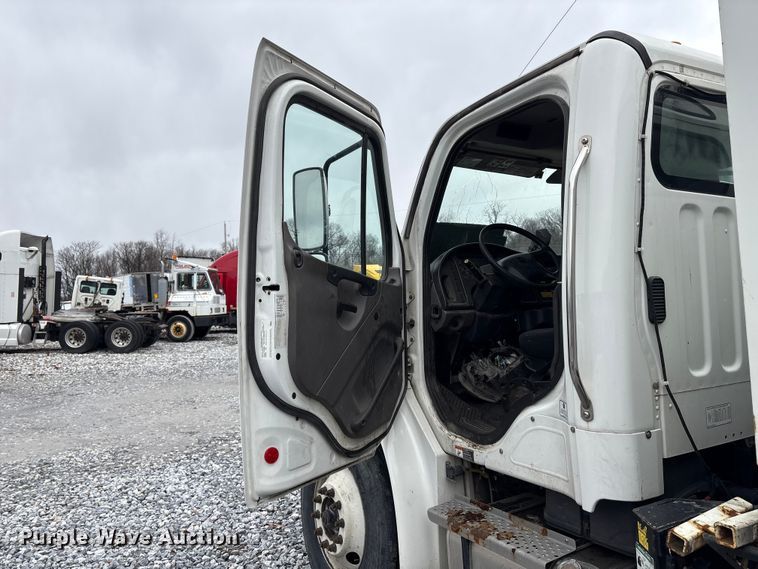 image for item YA2764 2020 Freightliner Business Class M2 street sweeper truck