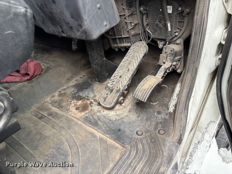 image for item YA2764 2020 Freightliner Business Class M2 street sweeper truck