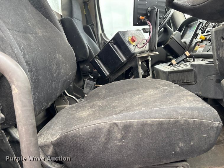 image for item YA2764 2020 Freightliner Business Class M2 street sweeper truck