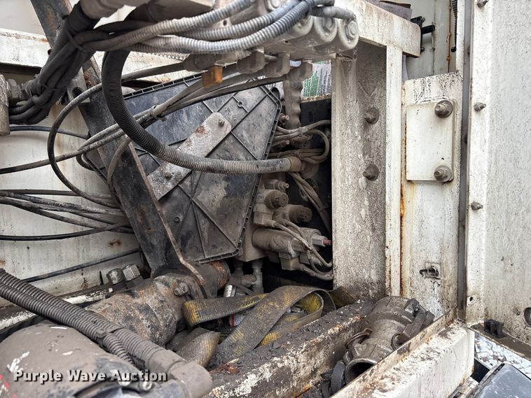 image for item YA2764 2020 Freightliner Business Class M2 street sweeper truck