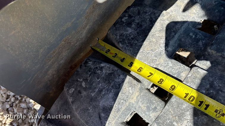 image for item YA2796 2023 Takeuchi TL8R-2 tracked skid steer loader