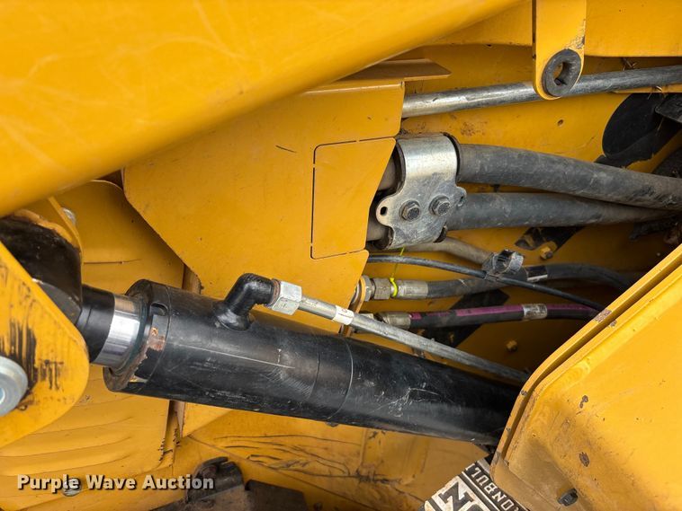 image for item YA2880 2023 Caterpillar 299D3 XE tracked skid steer loader