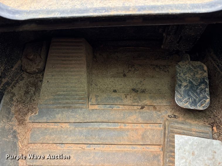 image for item YA2880 2023 Caterpillar 299D3 XE tracked skid steer loader